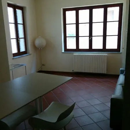 Honey House Apartment *