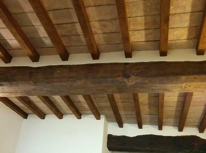 Honey House Apartment *